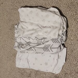 Bassinet sheets lot of 3 sheets